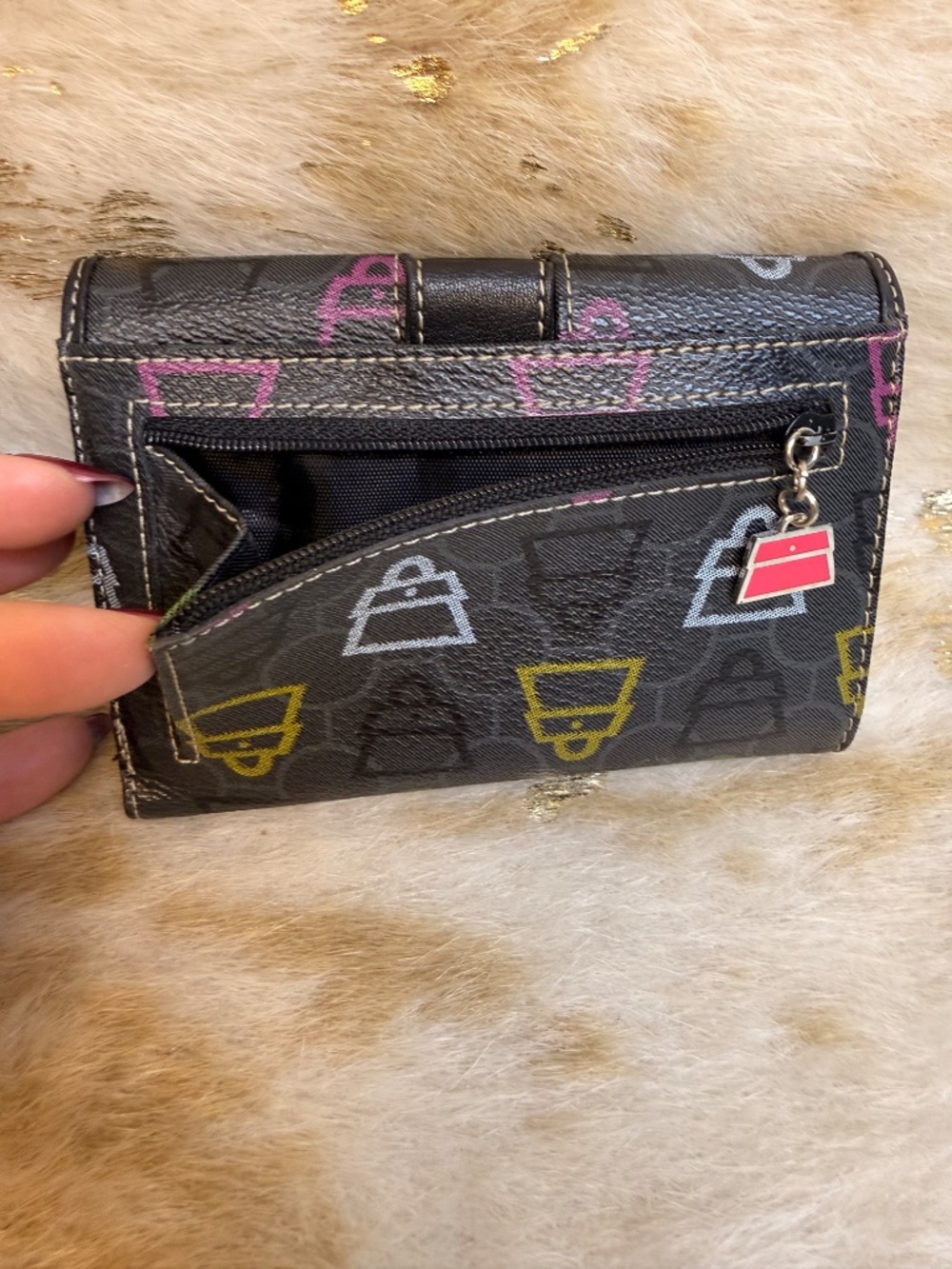 Cathy Van Zeeland Y2K Trifold Wallet Black Multicolor Print New Retro 2000s - Picture 10 of 13